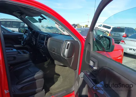 2018 Chevrolet Silverado 1500 2Lt z USA, uszkodzony, nr VIN 3GCUKREHXJG246923